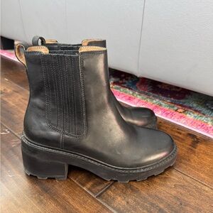 Madewell The Gwenda Chunky Platform Ankle Boot in True Black Size 9.5